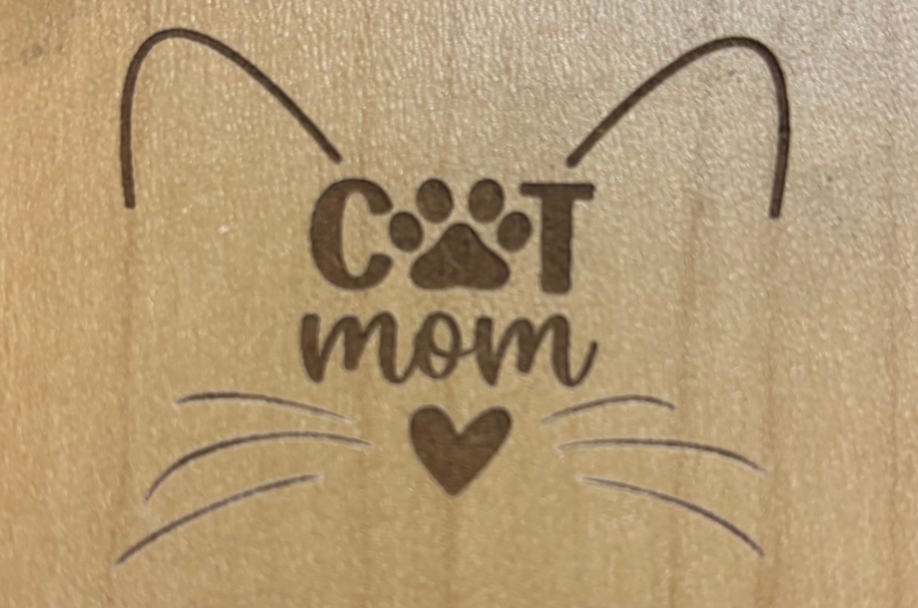 Magnet - Cat Mom with cat with whiskers and ears